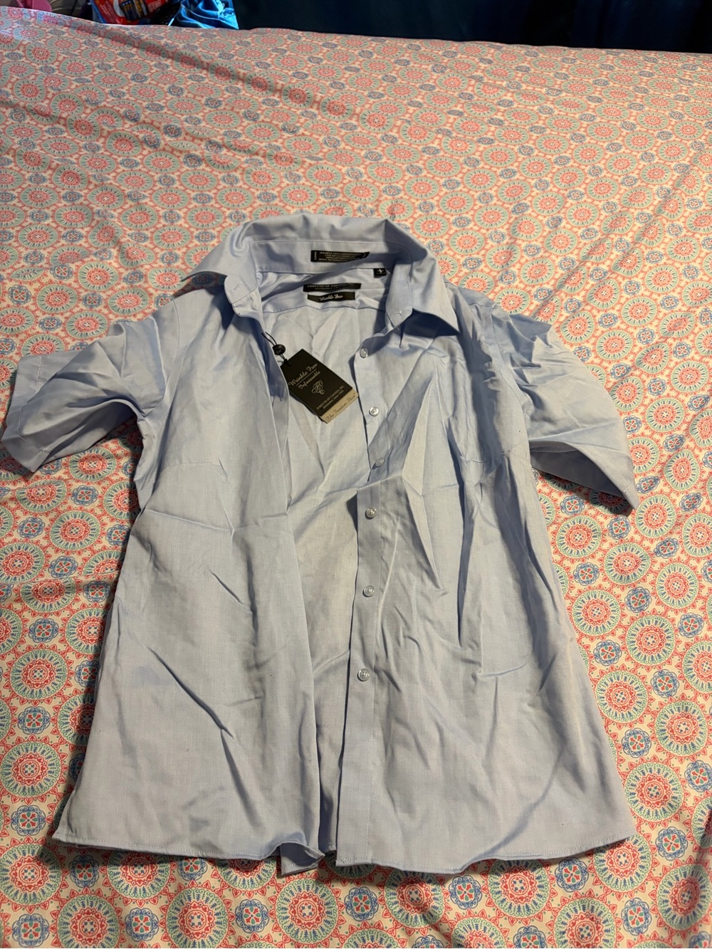 Men's Light Blue Short-Sleeve Dress Shirt